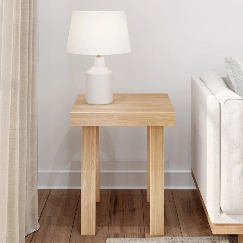 Table d'appoint carrée classique