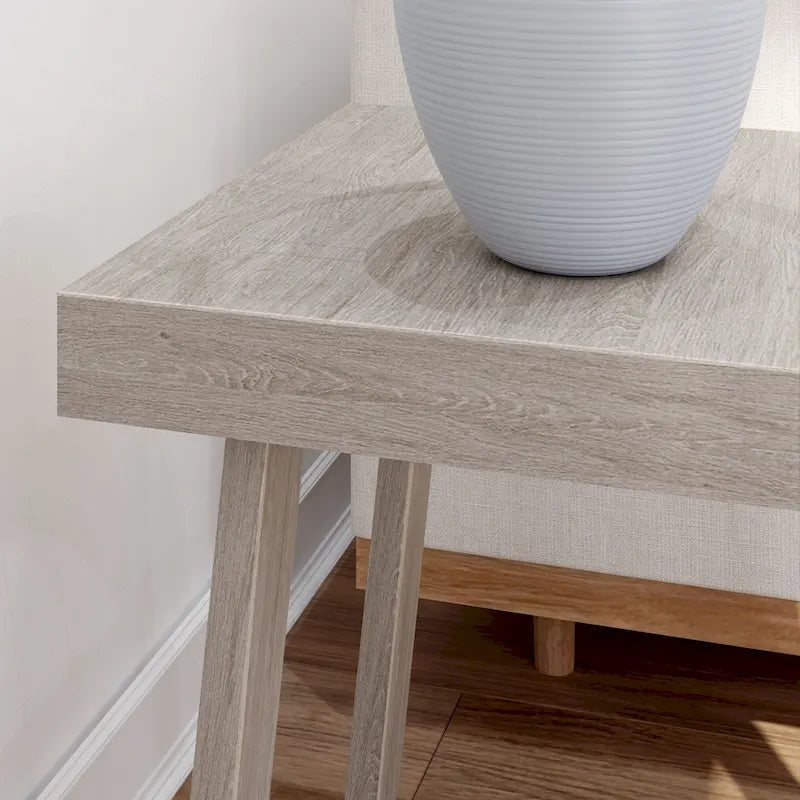 Table d'appoint carrée classique