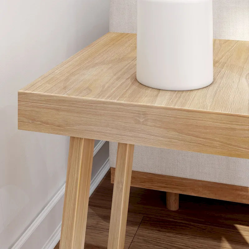 Table d'appoint carrée classique